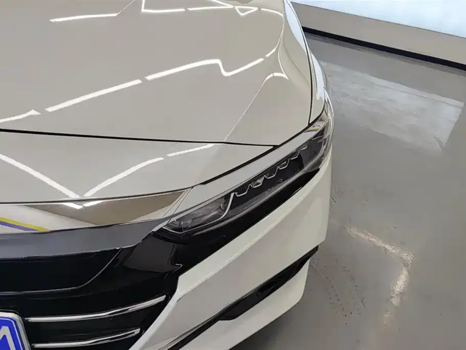 Honda Accord — фото 5