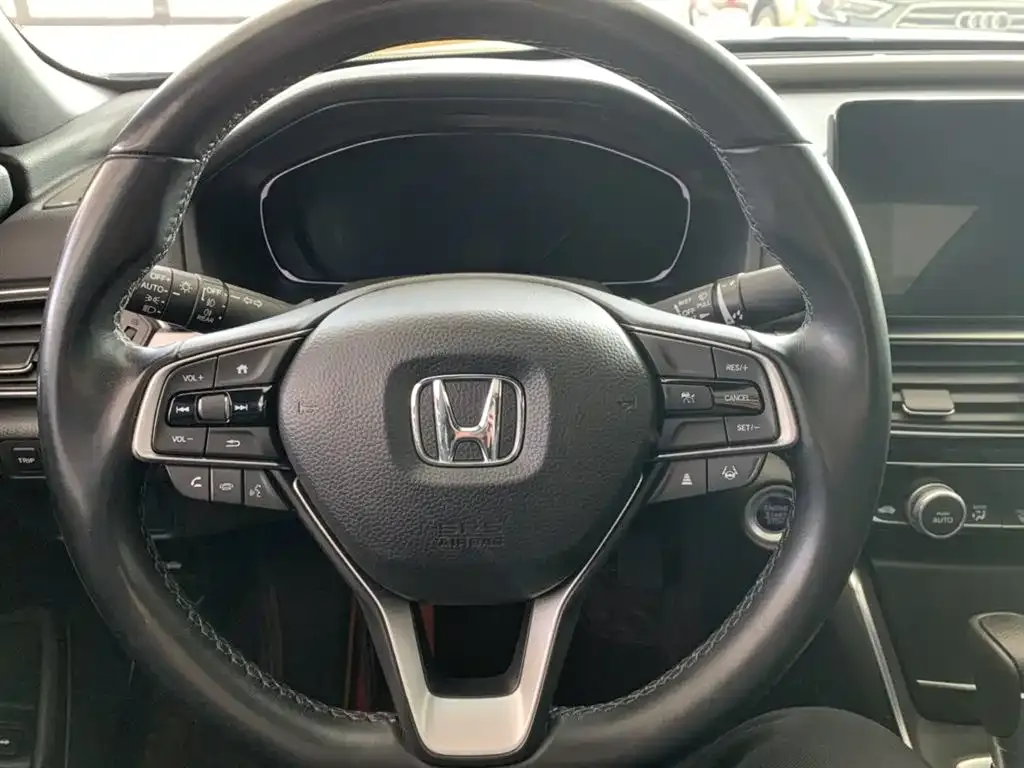 Honda Inspire — фото 7
