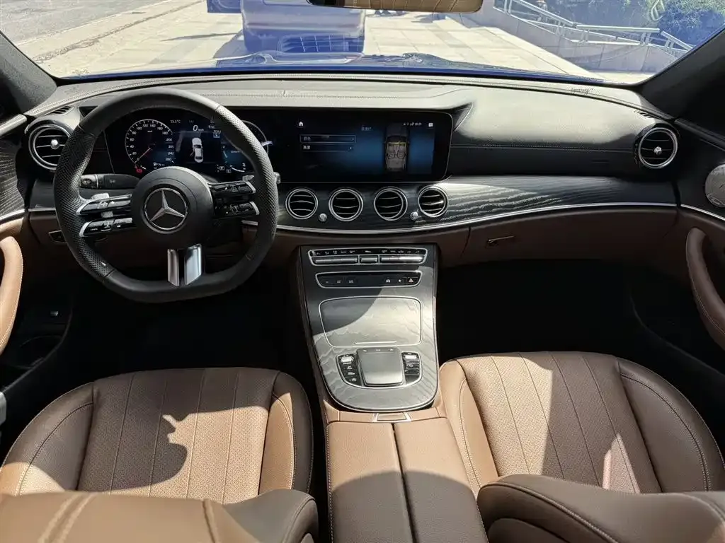 Mercedes-Benz E-Class (Import) — фото 5