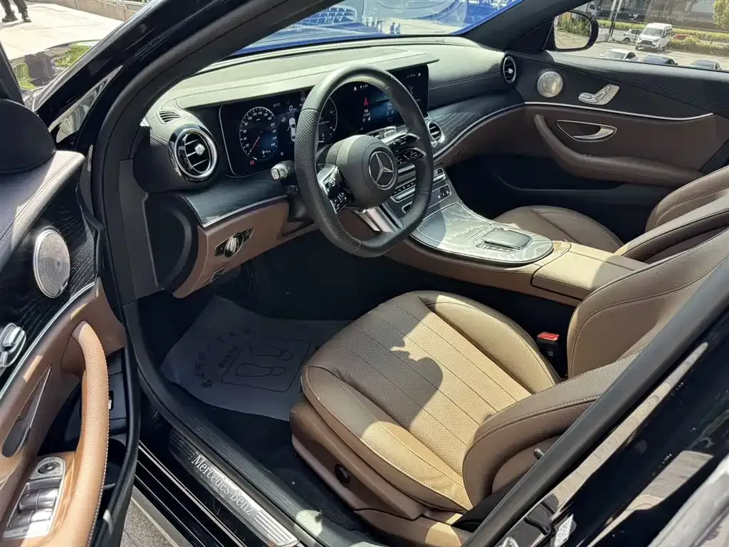 Mercedes-Benz E-Class (Import) — фото 3