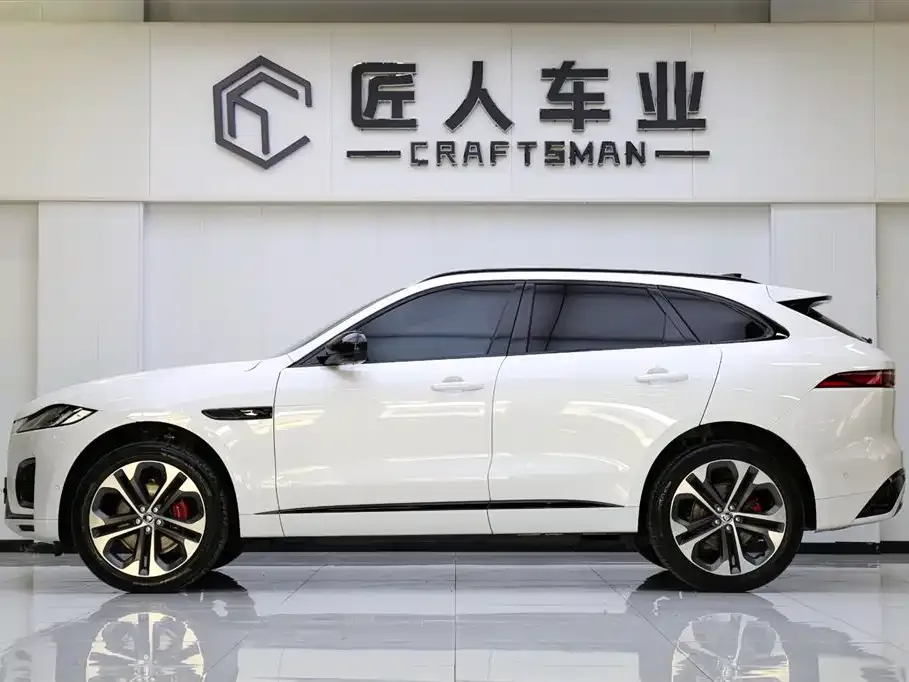 Jaguar F-PACE — фото 2