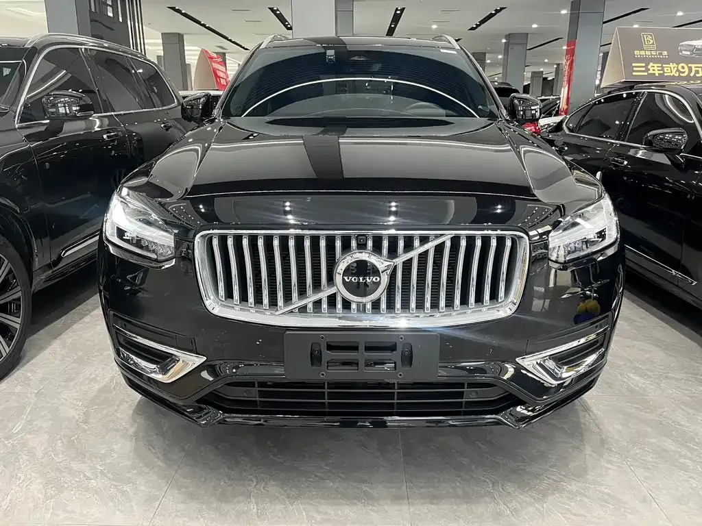 Volvo XC90 2023 из CN, фото 7