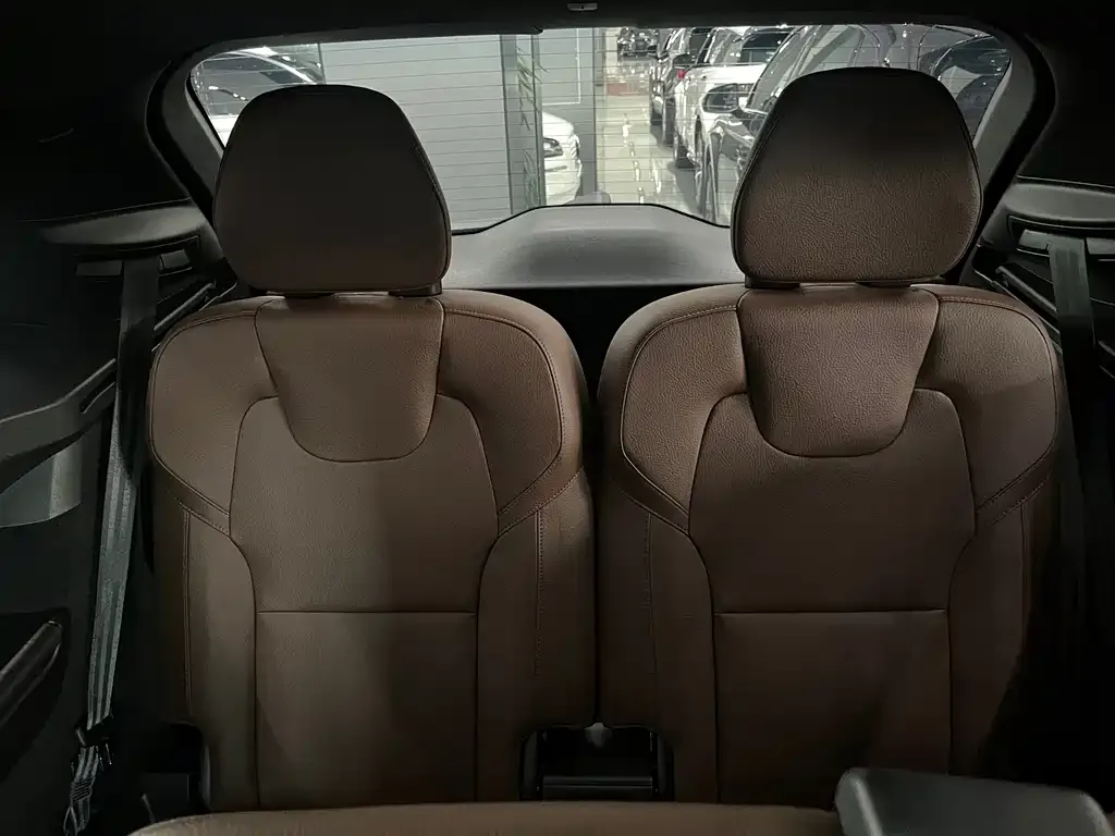 Volvo XC90 2023 из CN, фото 6