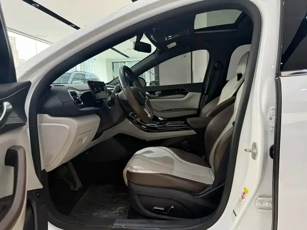 BYD Qin PLUS 2023 из CN, фото 5