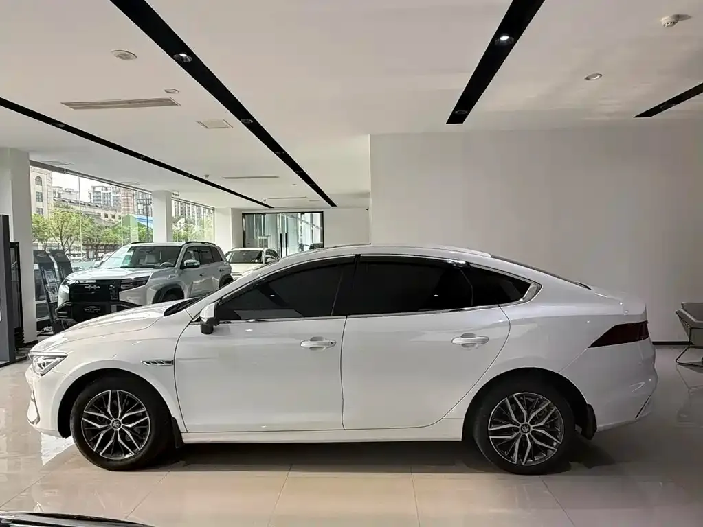 BYD Qin PLUS 2023 из CN, фото 7