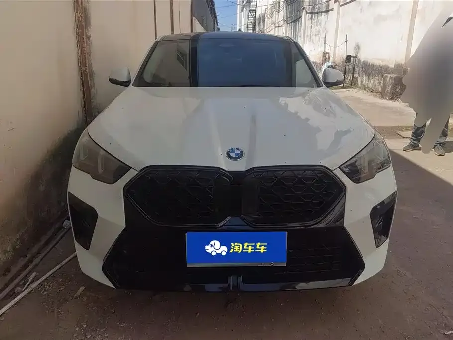 BMW X2 (Import) — фото 8
