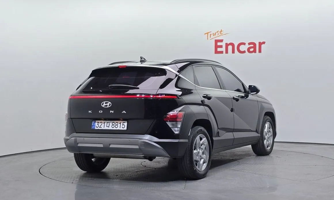 Hyundai Kona 2023 из KR, фото 2
