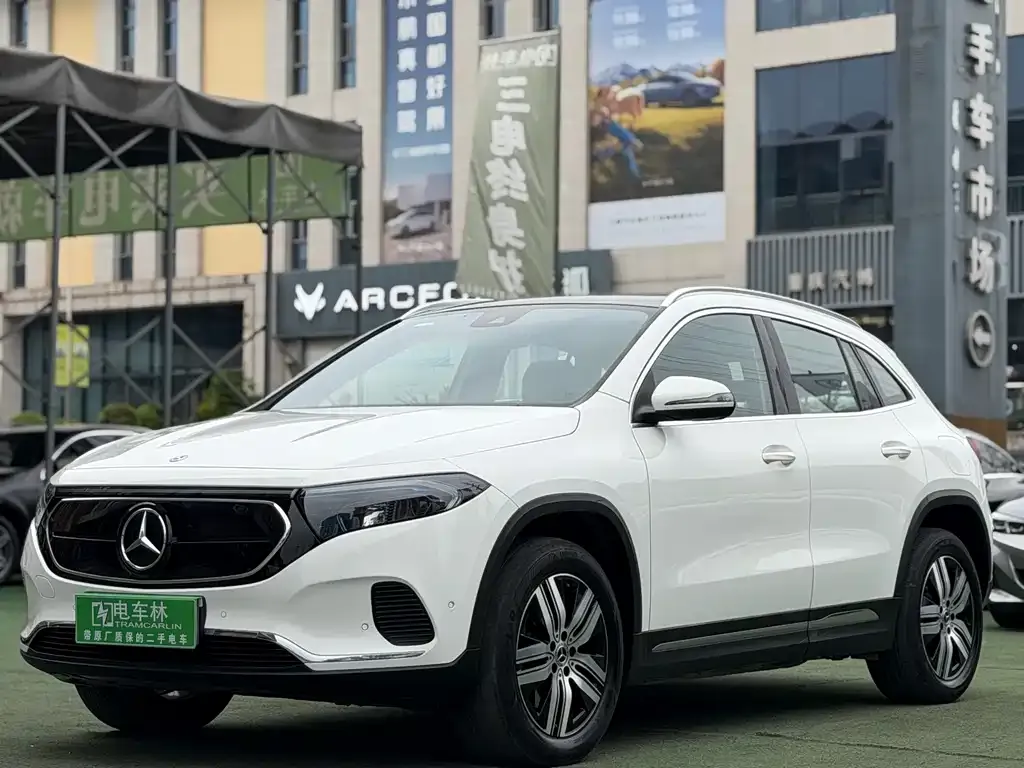 Mercedes-Benz EQA