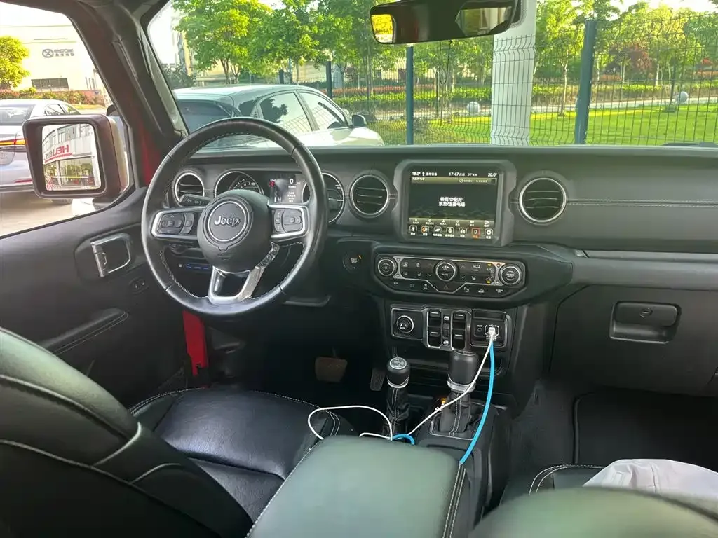 Jeep Wrangler PHEV 2021 из CN, фото 4
