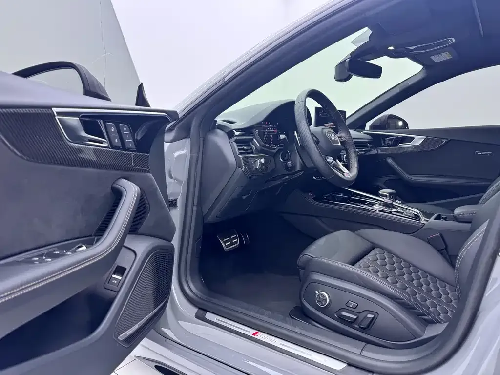 Audi RS 5 2023 из CN, фото 10