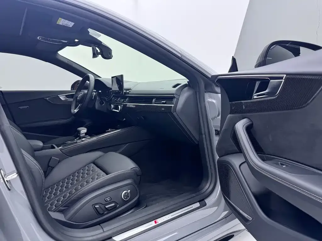 Audi RS 5 2023 из CN, фото 6