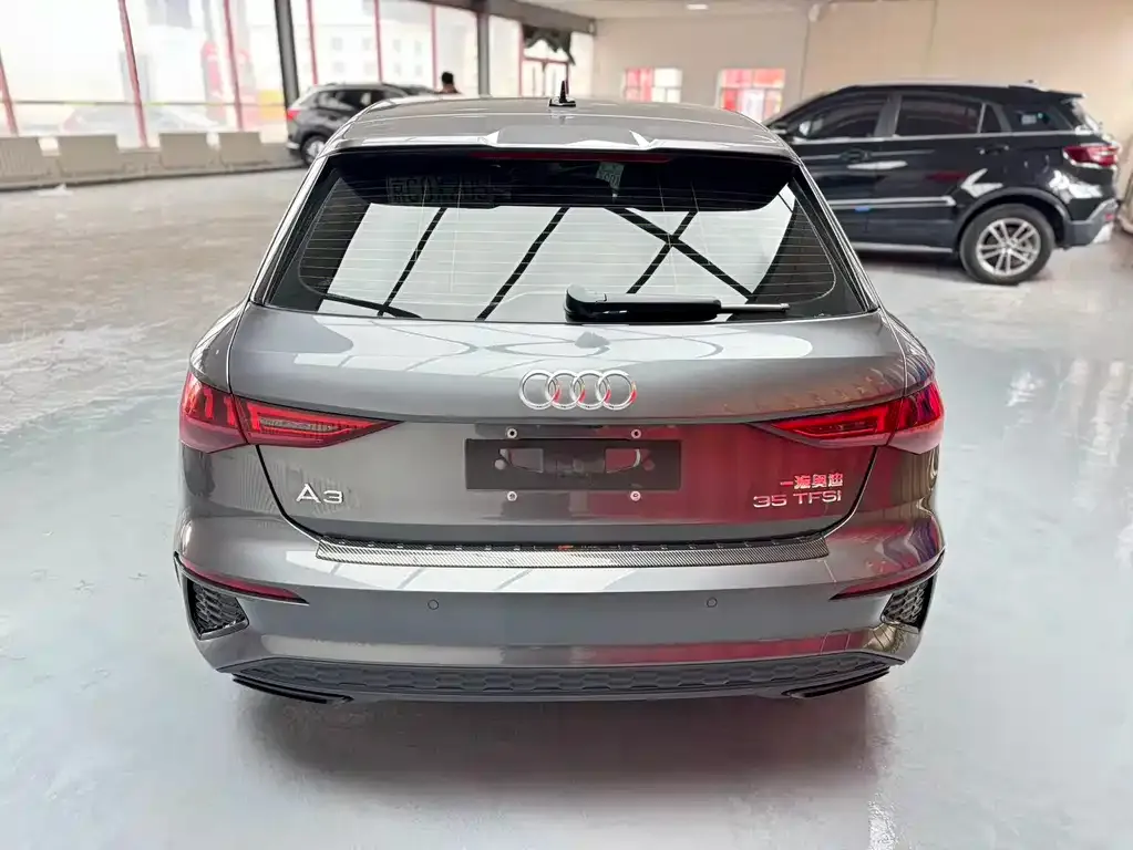Audi A3 — фото 2