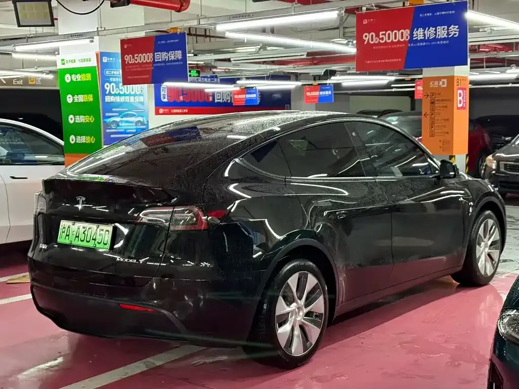 Tesla Model Y — фото 6