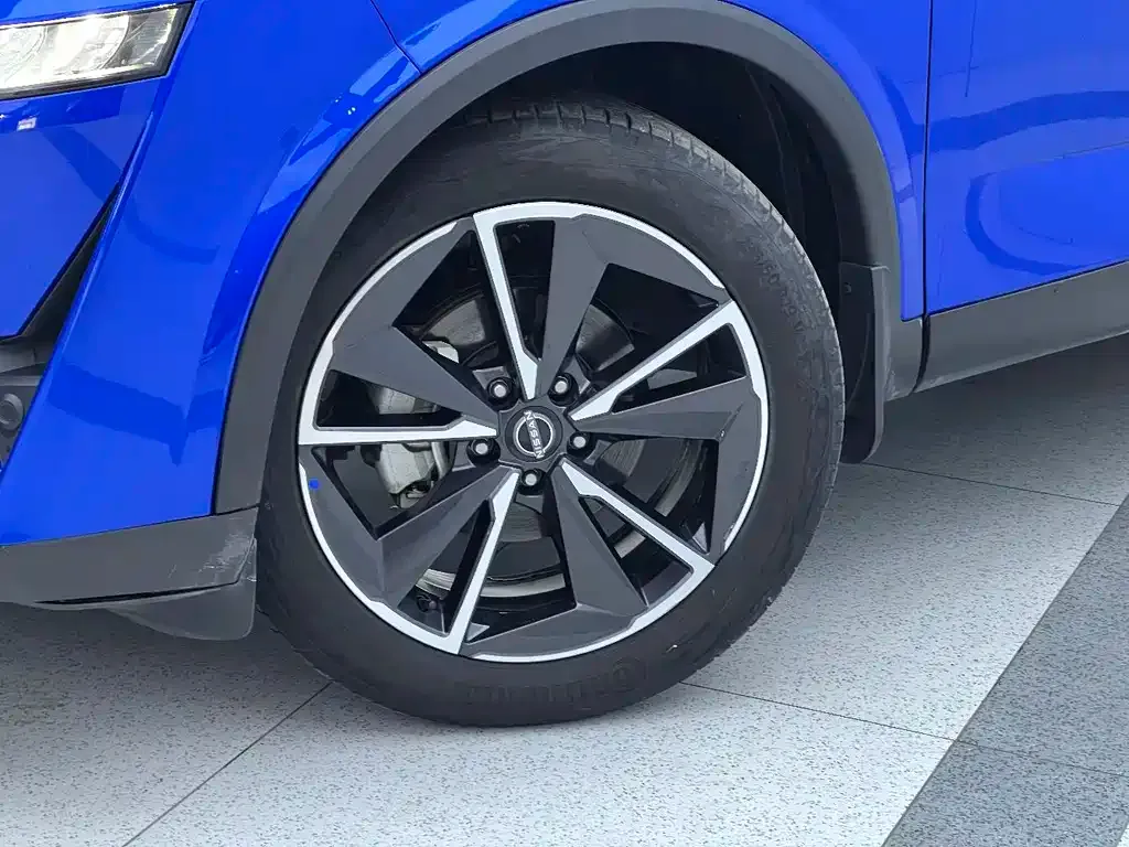 Nissan Qashqai — фото 5