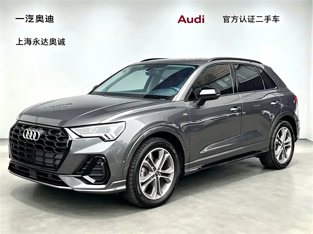 Audi Q3 — фото 1
