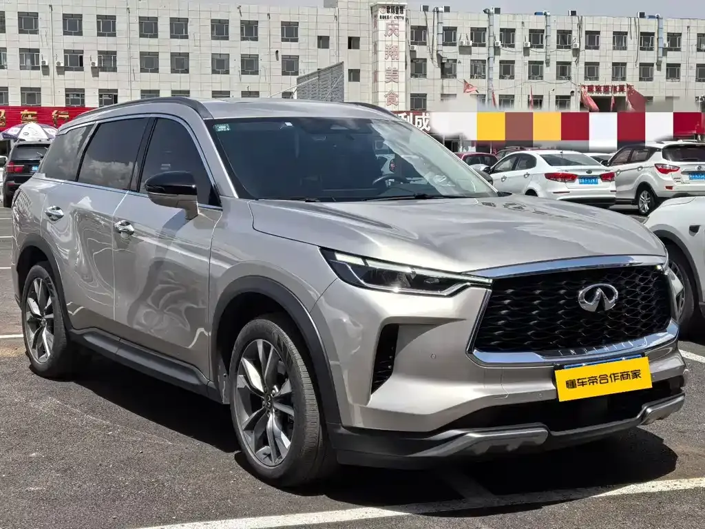 Infiniti QX60 2023 из CN, фото 5