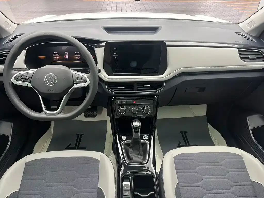 Volkswagen Tharu — фото 10