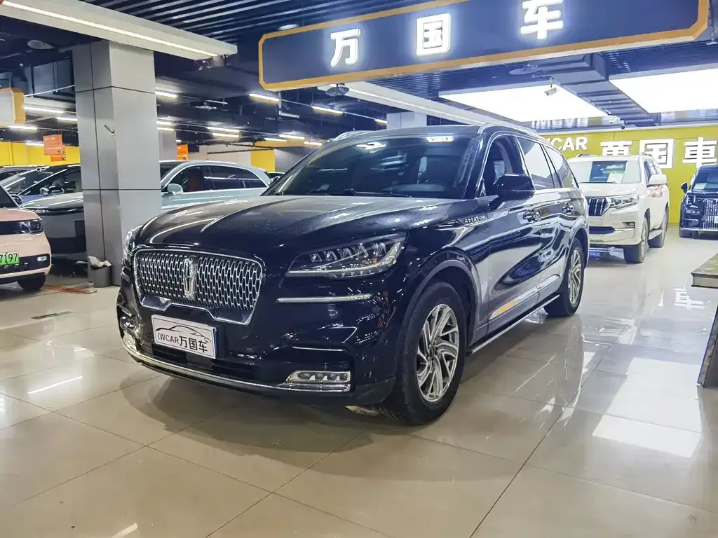Lincoln Aviator — фото 1