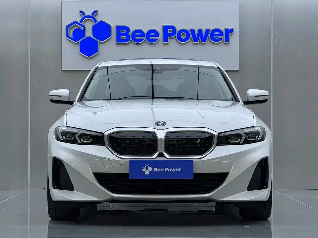 BMW i3 — фото 8