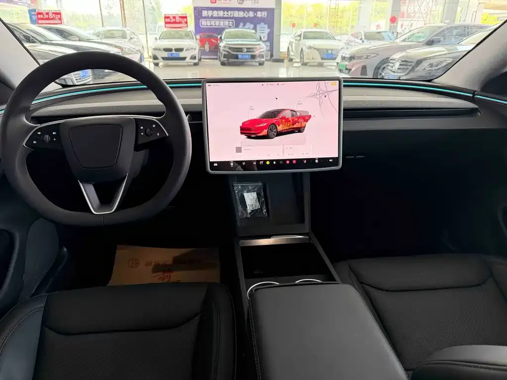 Tesla Model 3 — фото 5