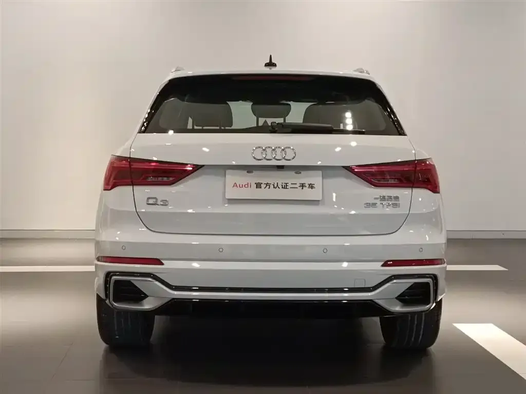 Audi Q3 — фото 5