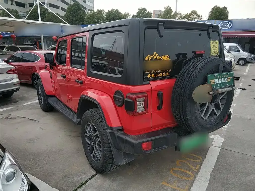 Jeep Wrangler PHEV 2022 из CN, фото 7