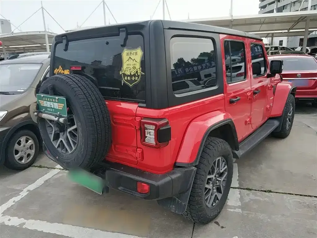 Jeep Wrangler PHEV 2022 из CN, фото 10