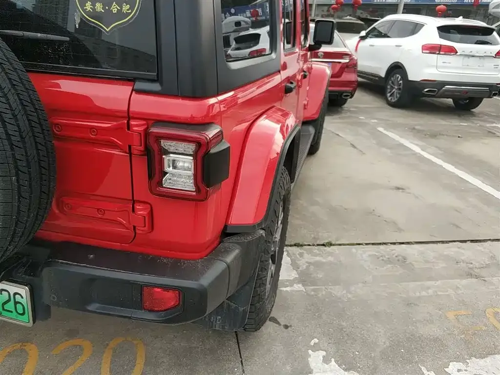 Jeep Wrangler PHEV 2022 из CN, фото 6