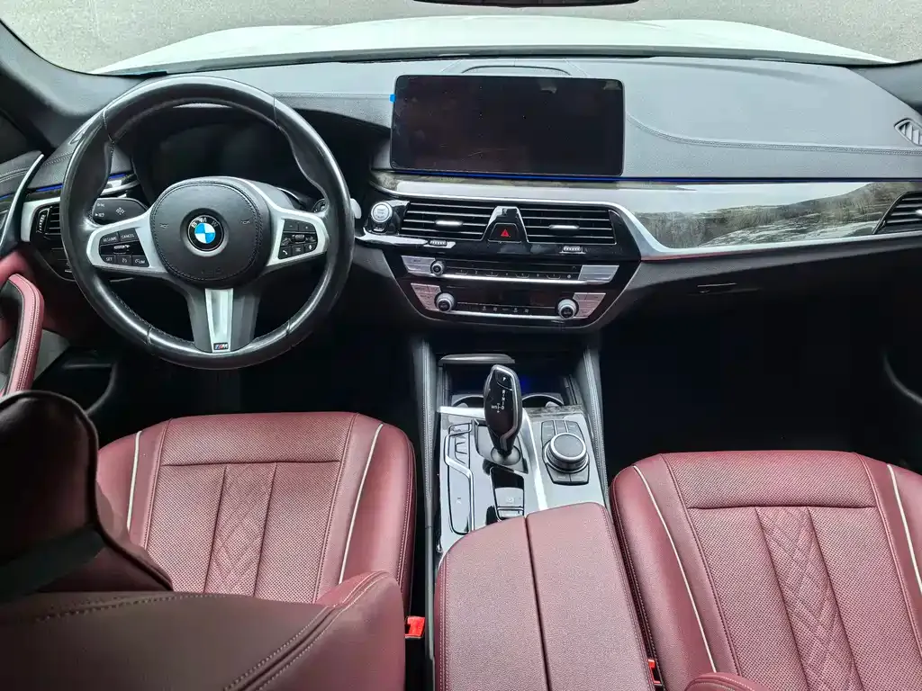 BMW 5 Series — фото 3