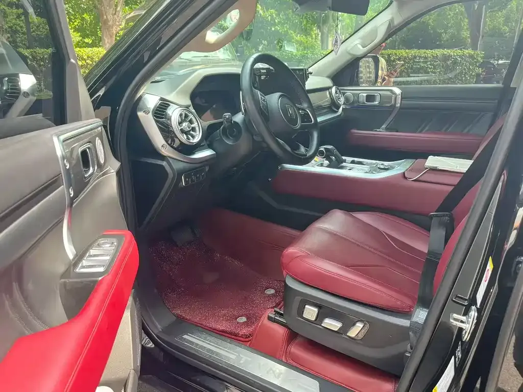 Tank 400 New Energy — фото 6
