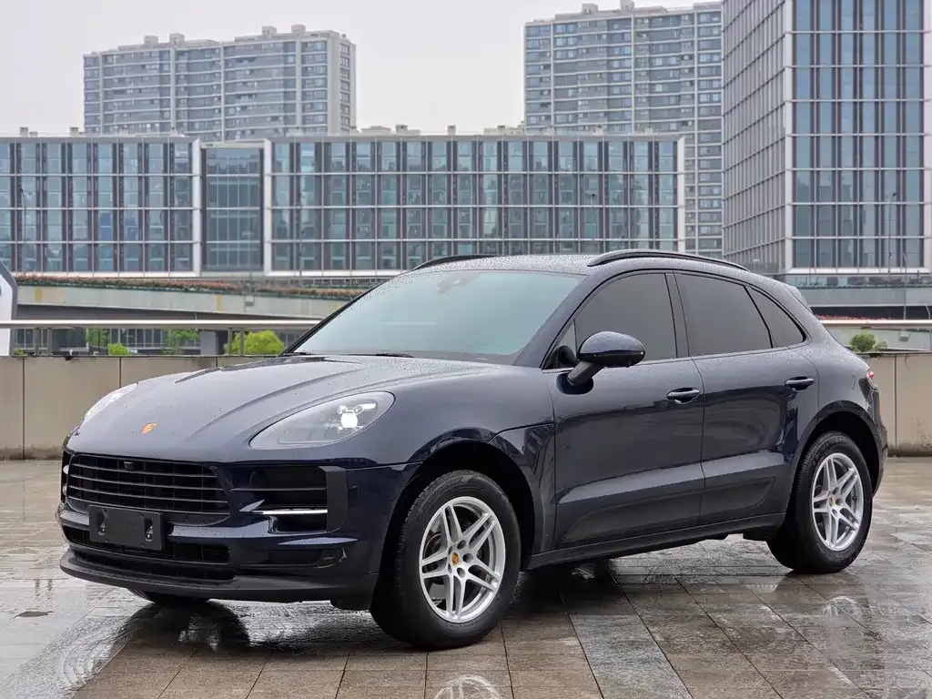Porsche Macan — фото 1