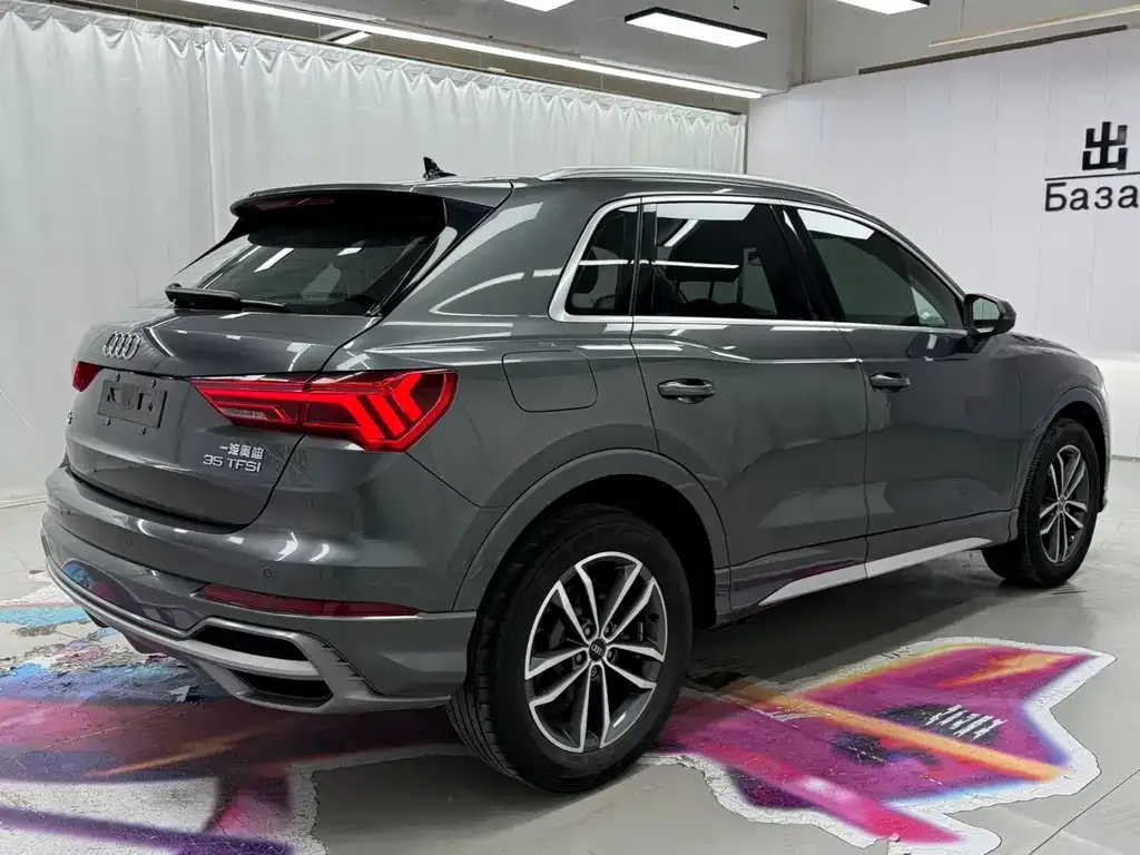 Audi Q3 — фото 9