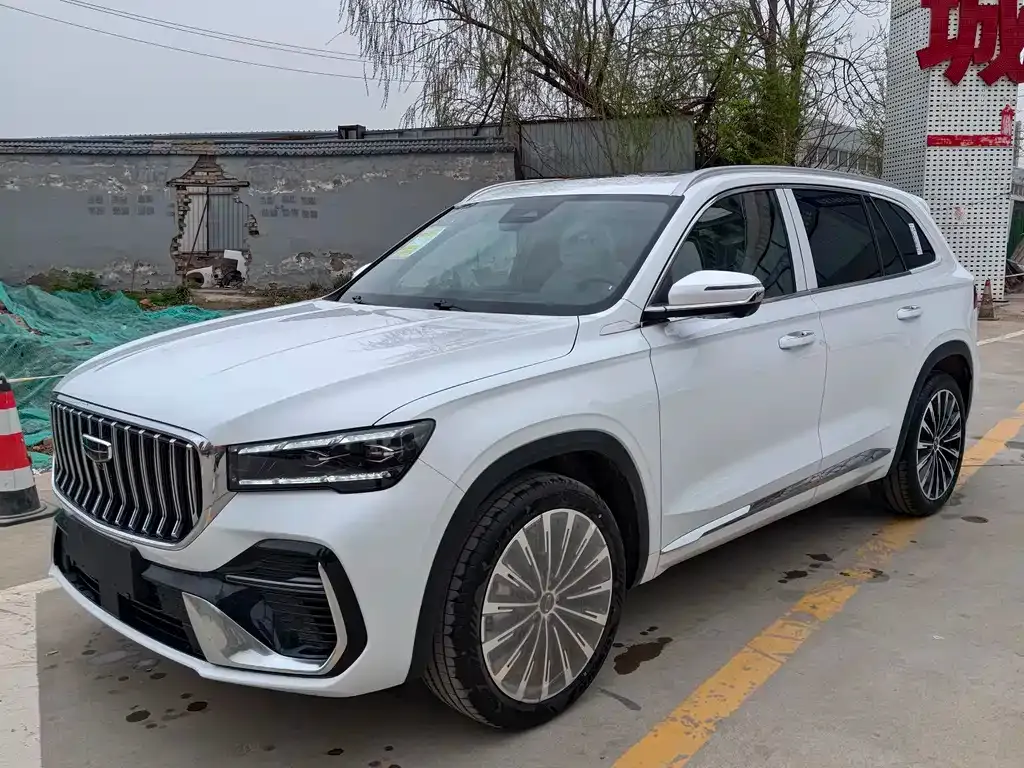 Geely Xingyue L — фото 1