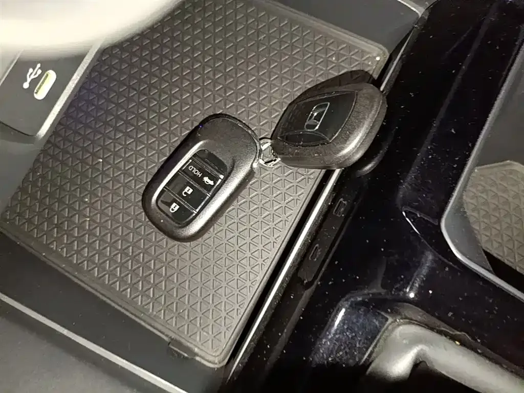 Honda Accord — фото 4