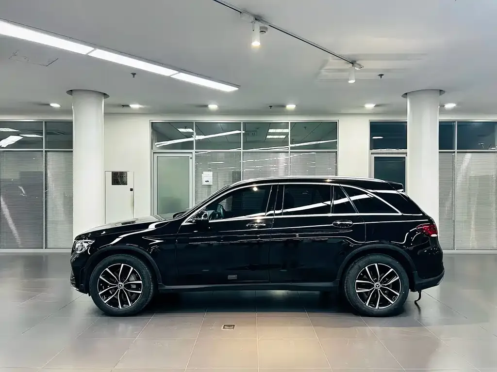 Mercedes-Benz GLC — фото 3