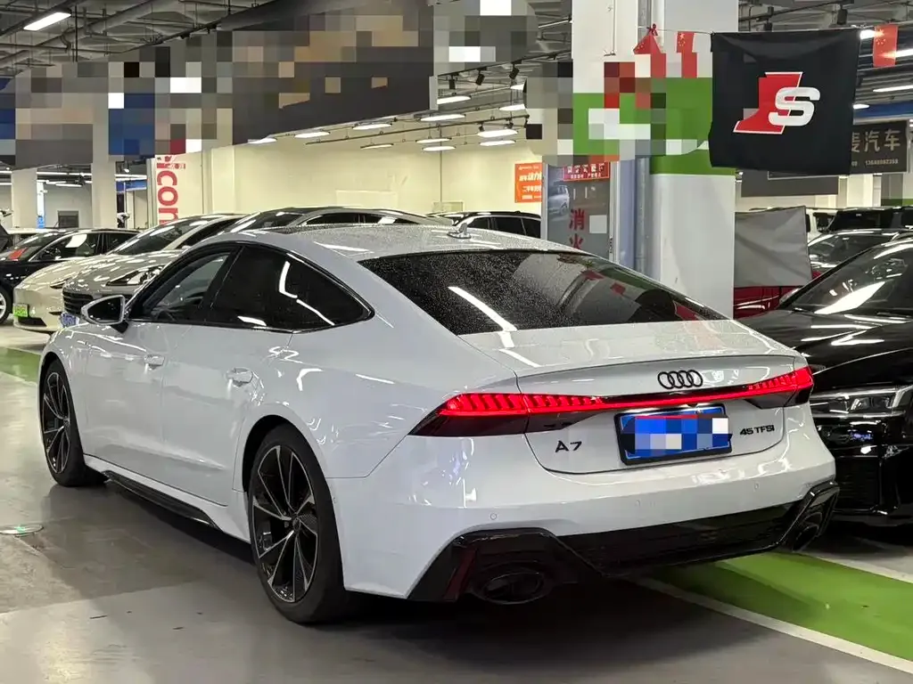 Audi A7 — фото 3