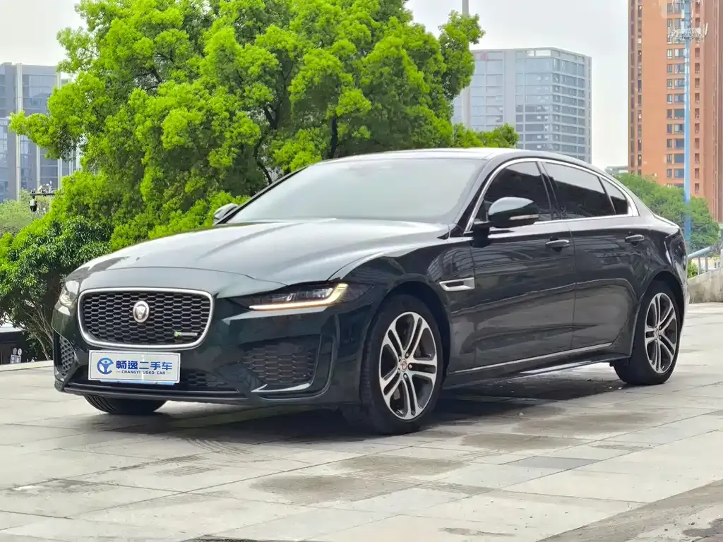 Jaguar XEL — фото 1