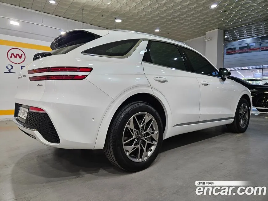 Genesis GV70 2023 из KR, фото 3