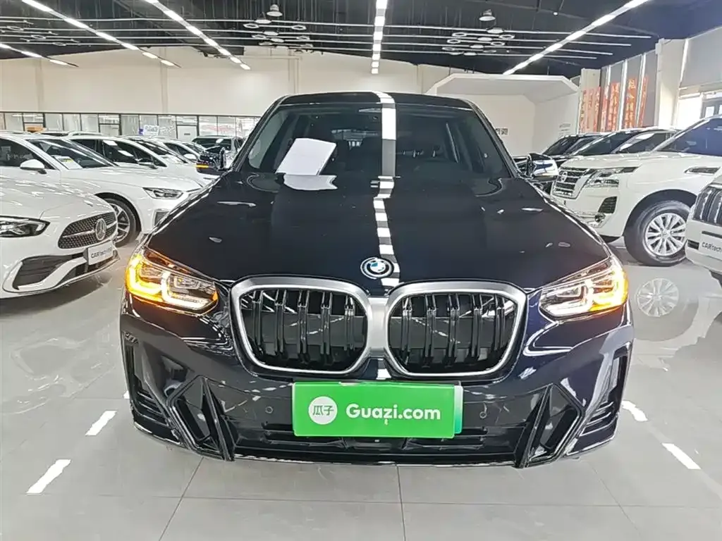 BMW iX3 — фото 4