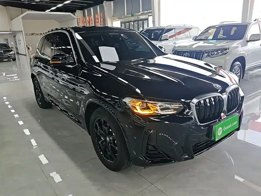 BMW iX3 — фото 6