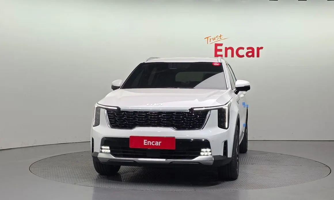 Kia Sorento — фото 5