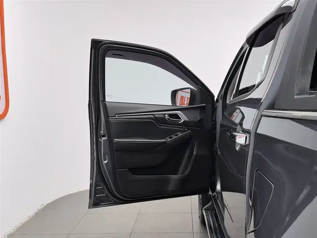 Isuzu D-MAX 2023 из CN, фото 6