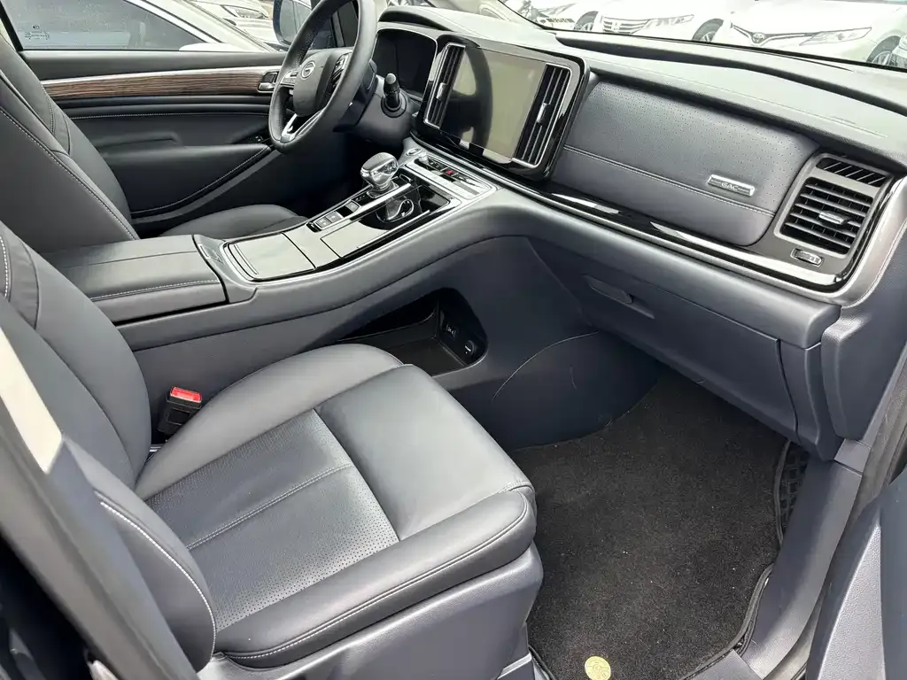 GAC Motor Trumpchi M8 — фото 2
