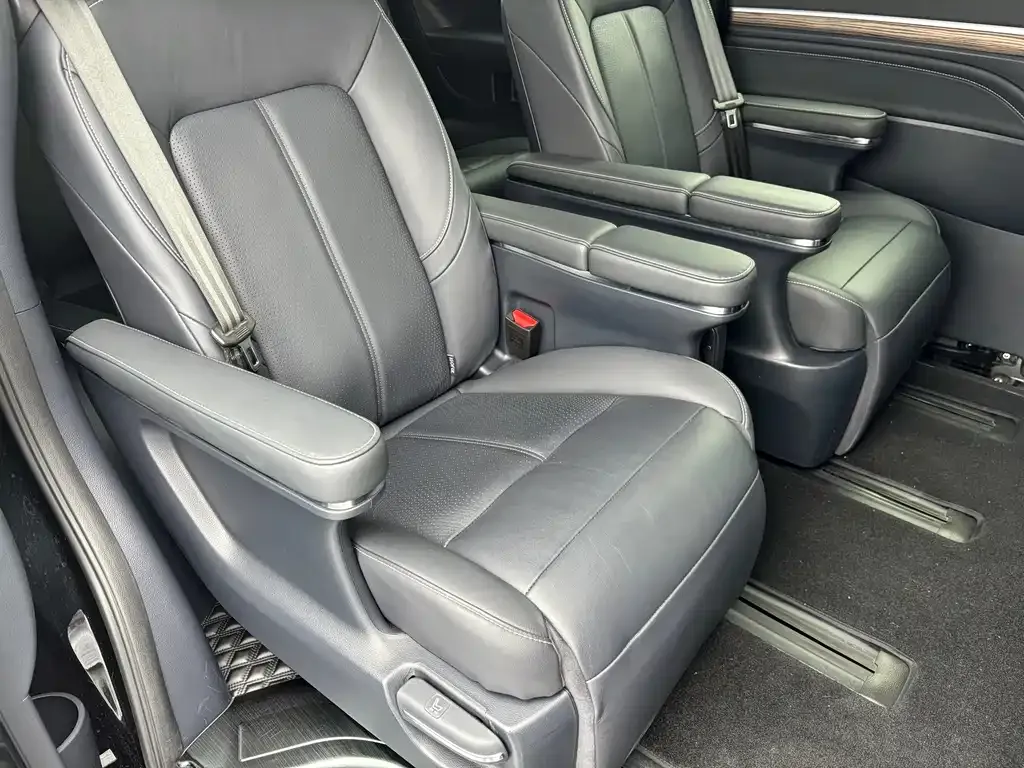 GAC Motor Trumpchi M8 — фото 7
