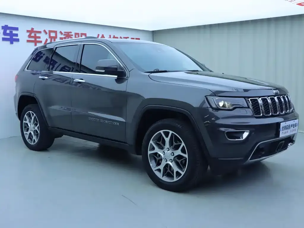 Jeep Grand Cherokee (Import) 2022 из CN, фото 3