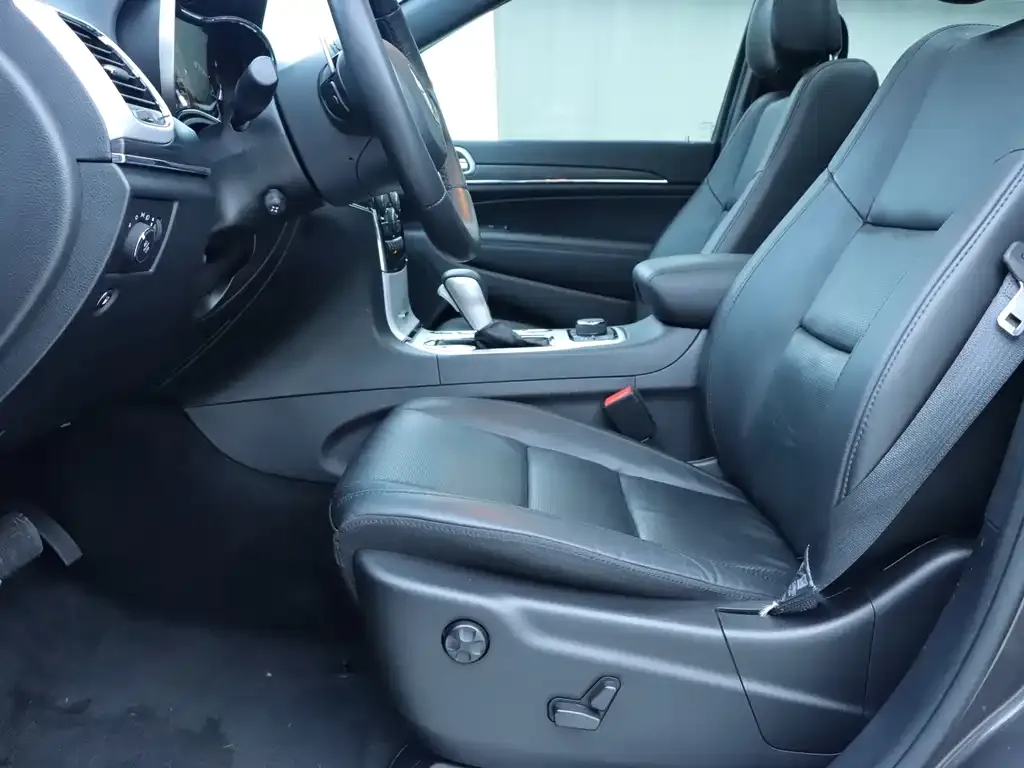 Jeep Grand Cherokee (Import) 2022 из CN, фото 7