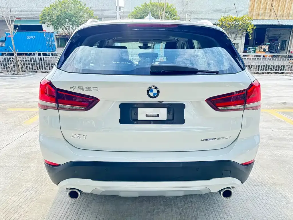 BMW X1 — фото 4