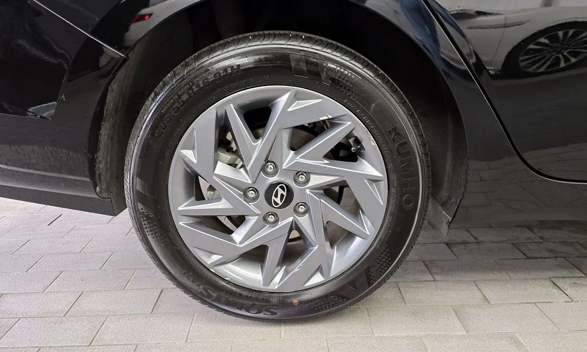 Hyundai AVANTE — фото 7