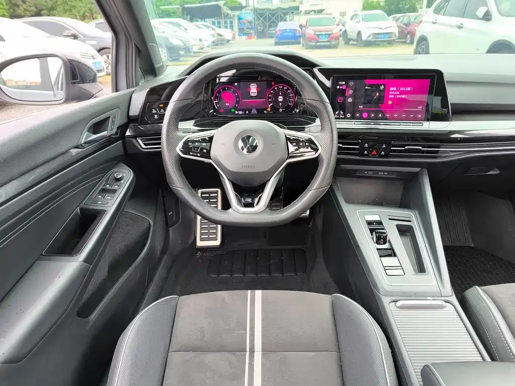 Volkswagen Golf — фото 2