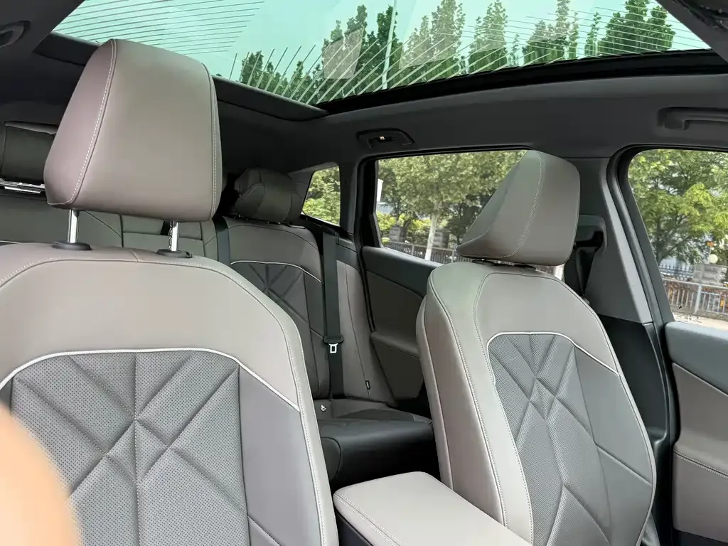 BMW X3 2025 из CN, фото 4
